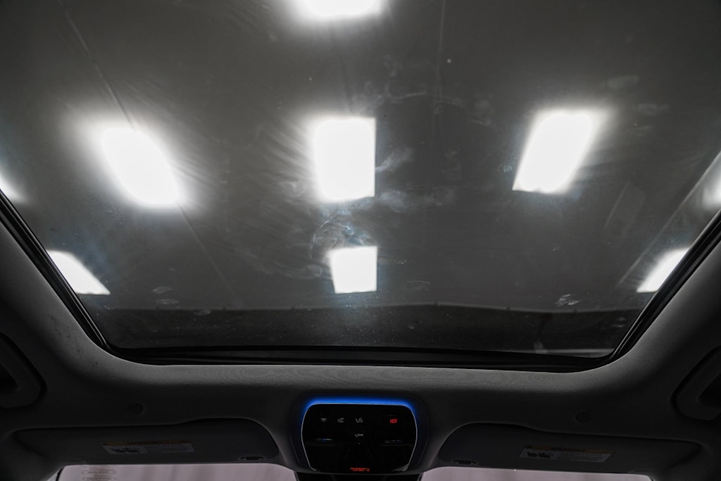 Thumbnail: 2025 Mercedes-Benz E-Class - 23