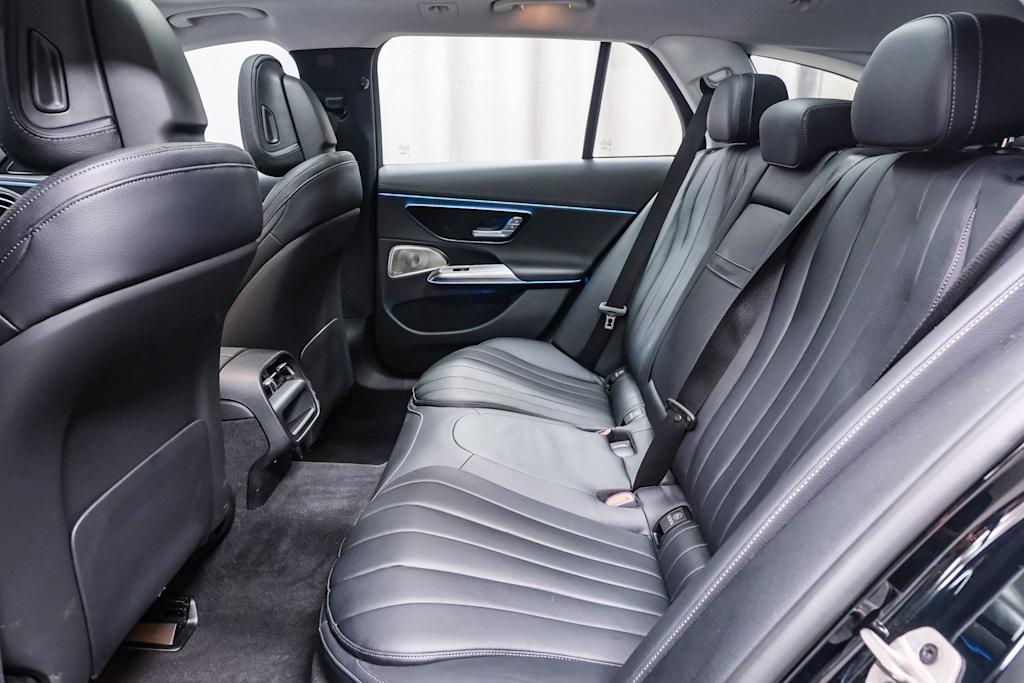 Thumbnail: 2025 Mercedes-Benz E-Class - 10