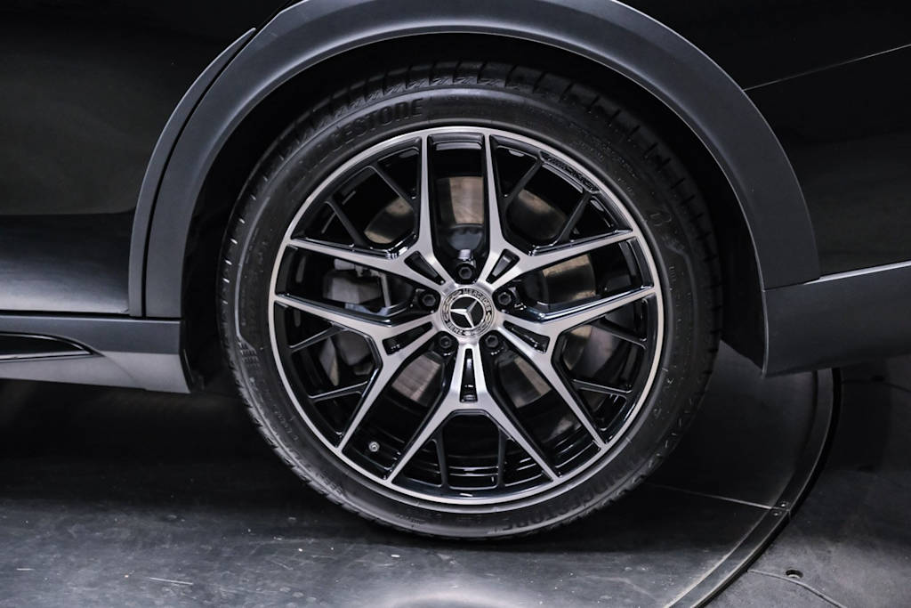 Thumbnail: 2025 Mercedes-Benz E-Class - 6