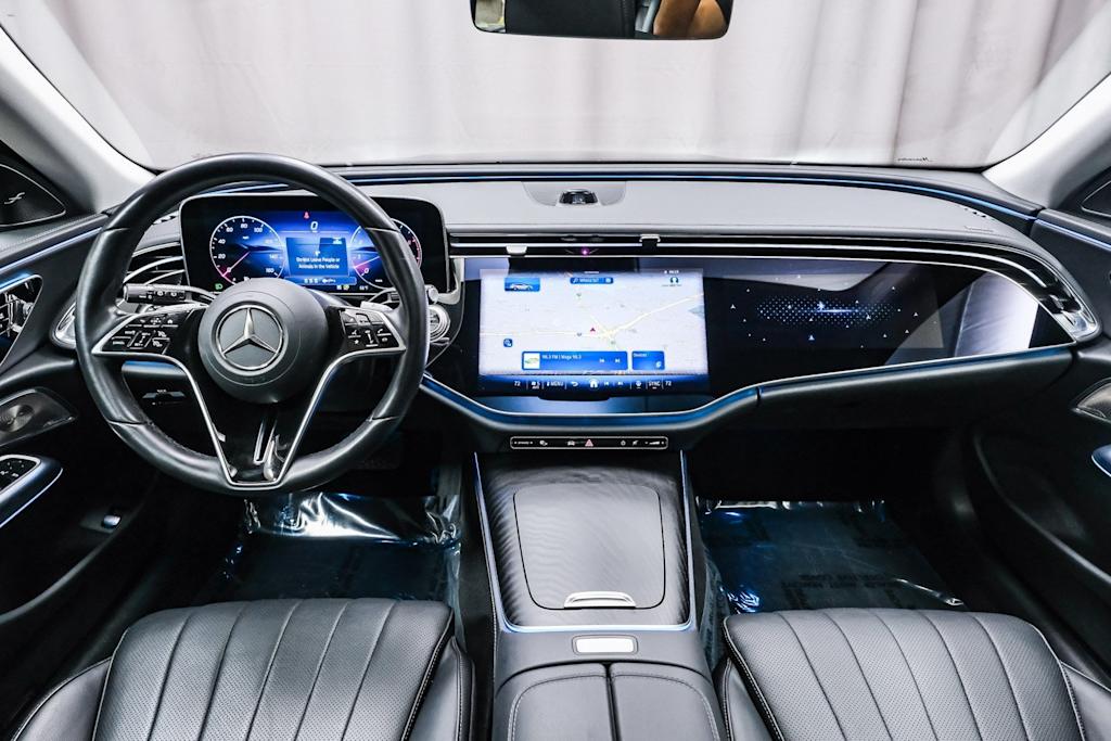 Thumbnail: 2025 Mercedes-Benz E-Class - 2