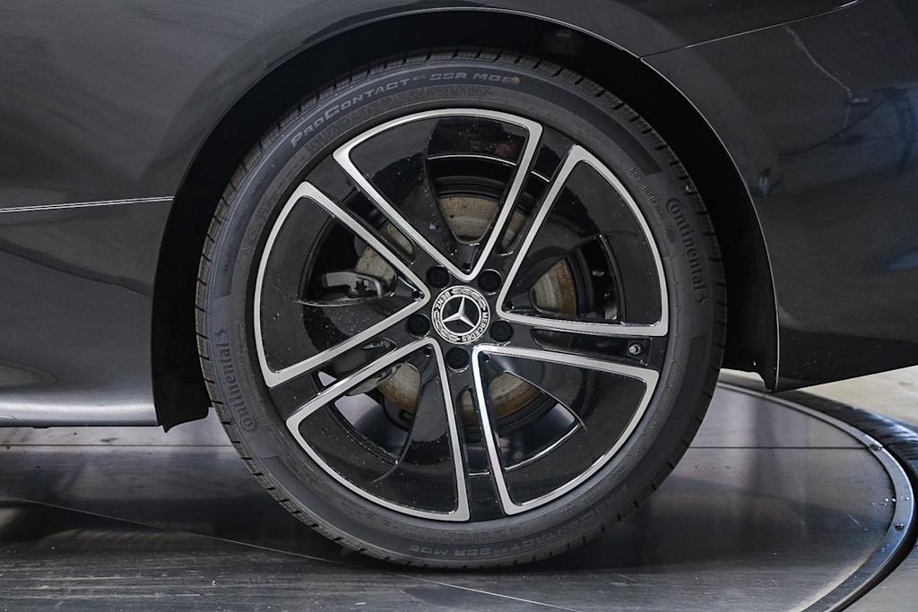 2025 Mercedes-Benz CLE 300 7