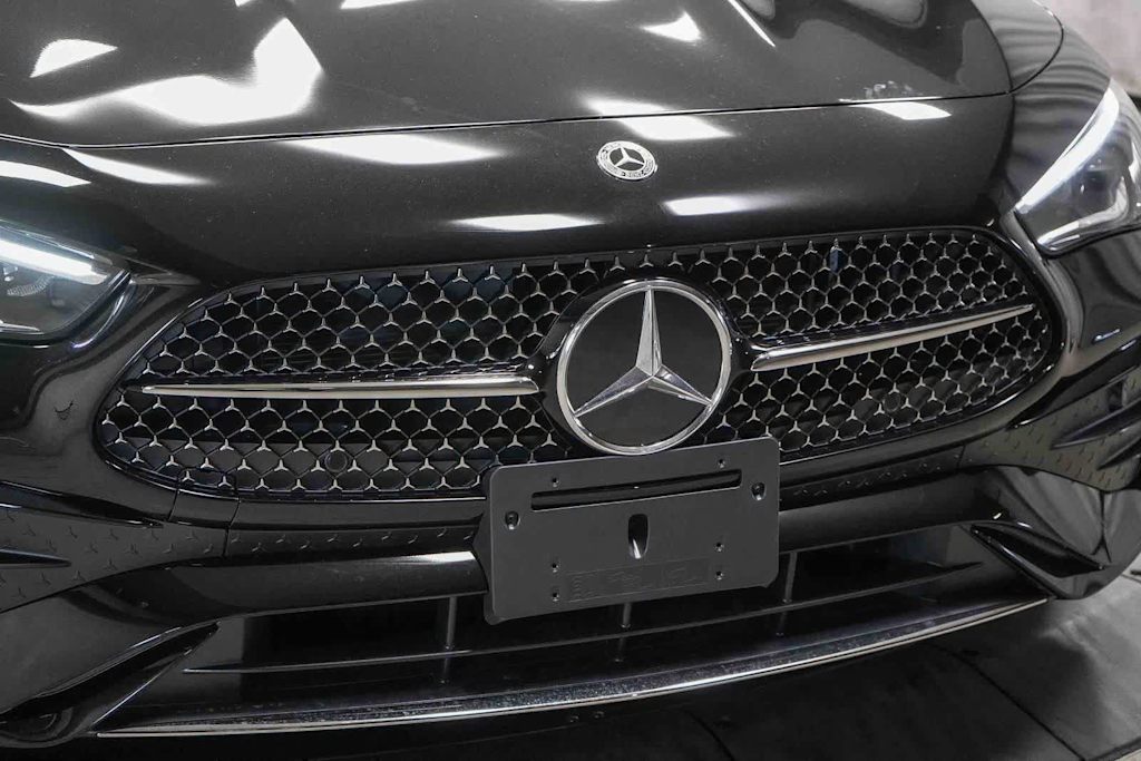 Thumbnail: 2026 Mercedes-Benz CLE - 15