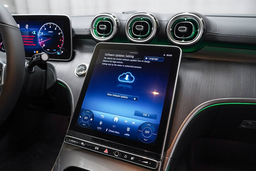 2025 Mercedes-Benz CLE 300 13