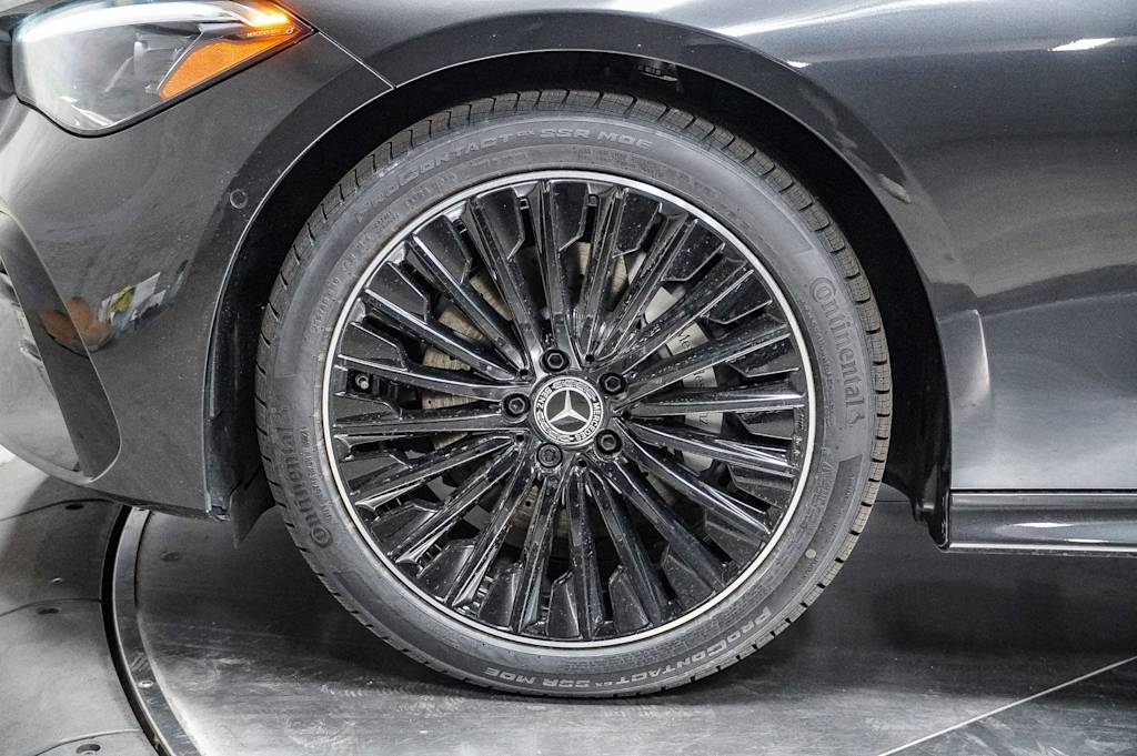 Thumbnail: 2025 Mercedes-Benz CLE - 6