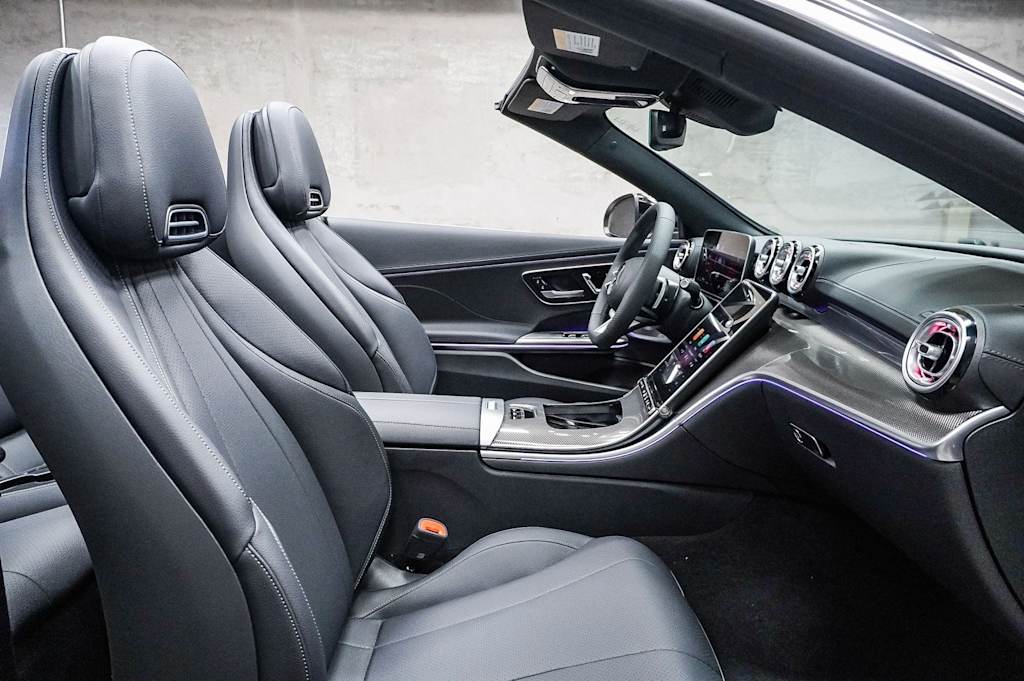 Thumbnail: 2025 Mercedes-Benz CLE - 8