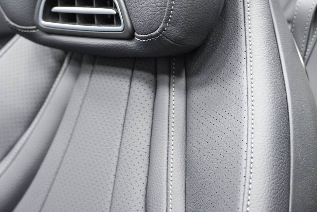 2025 Mercedes-Benz CLE 300 10