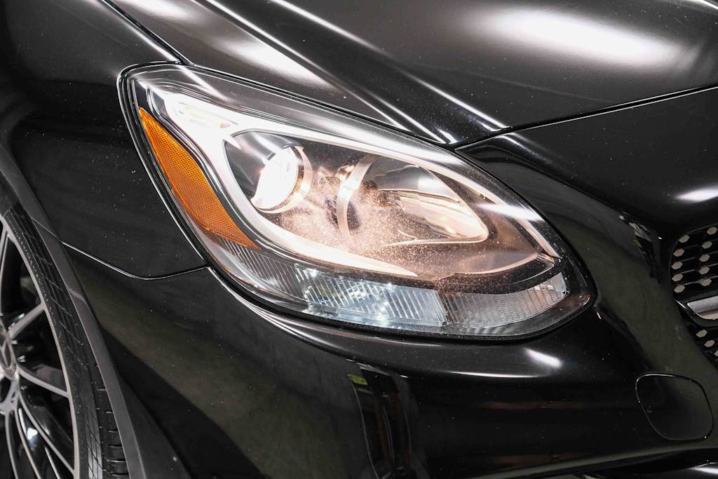 Thumbnail: 2020 Mercedes-Benz SLC - 22