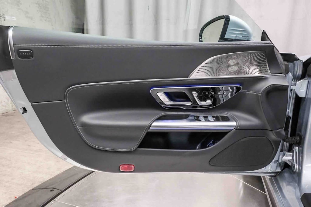 Thumbnail: 2025 Mercedes-Benz SL-Class - 23