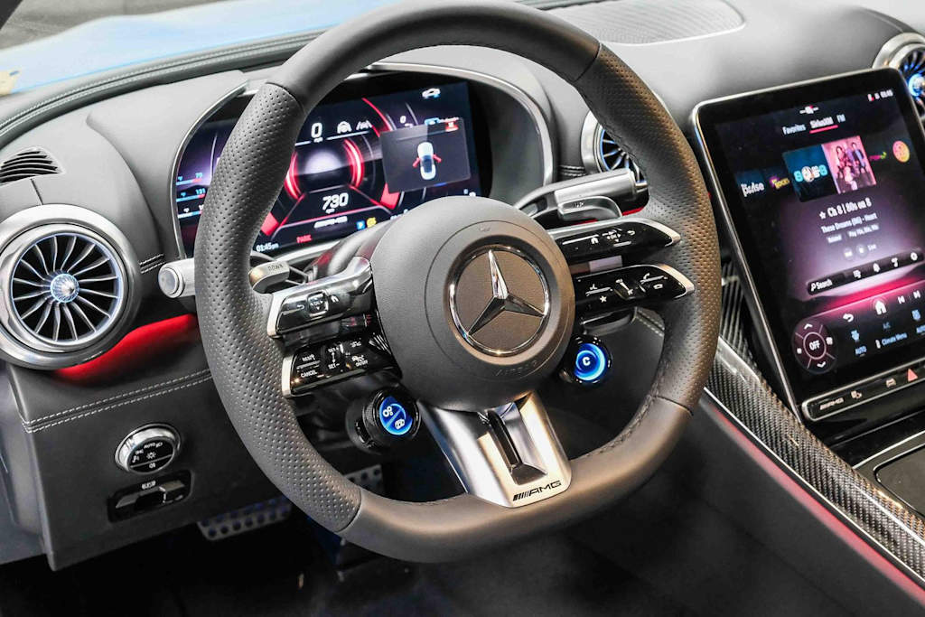 Thumbnail: 2026 Mercedes-Benz SL-Class - 2