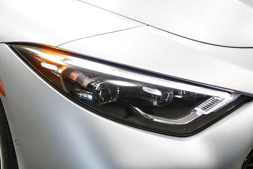 Thumbnail: 2024 Mercedes-Benz SL-Class - 16