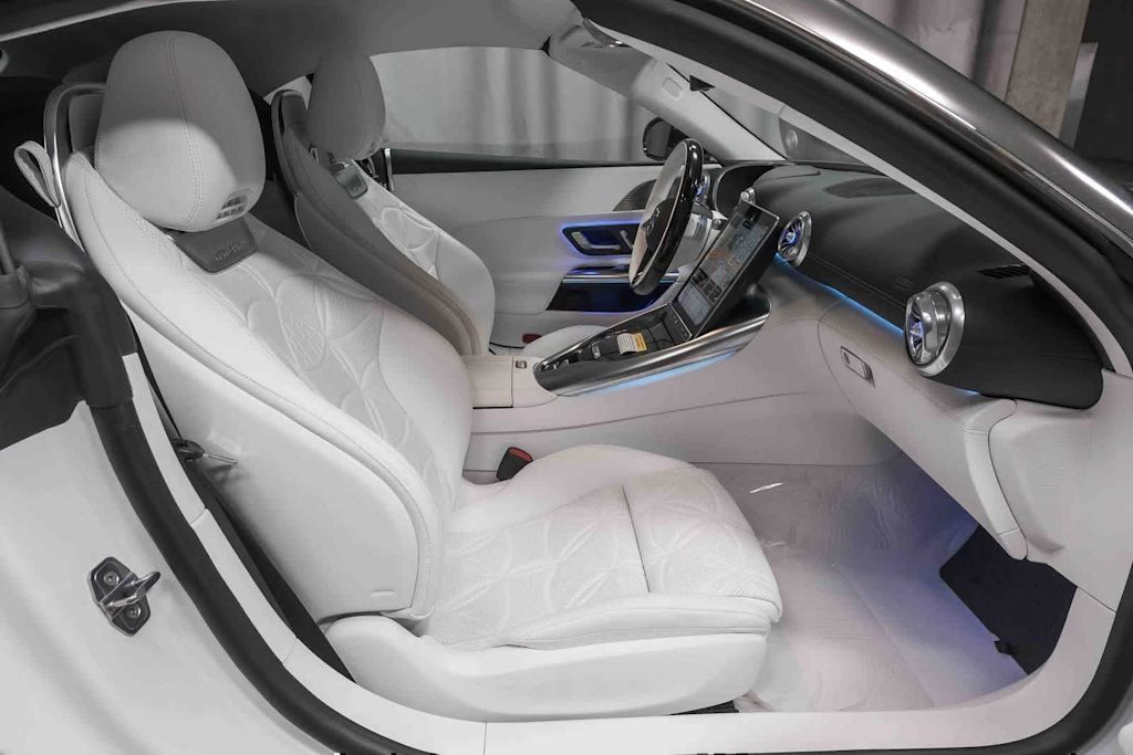 Thumbnail: 2026 Mercedes-Benz SL-Class - 7