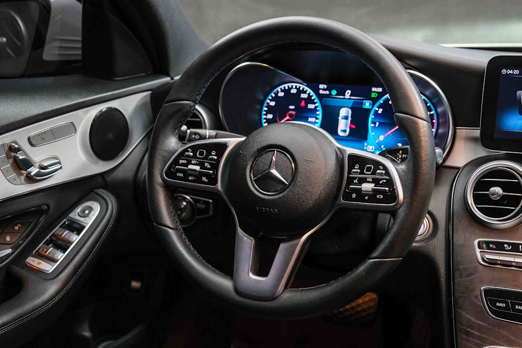 Thumbnail: 2021 Mercedes-Benz C-Class - 10
