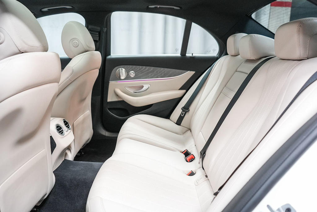 Thumbnail: 2022 Mercedes-Benz E-Class - 12