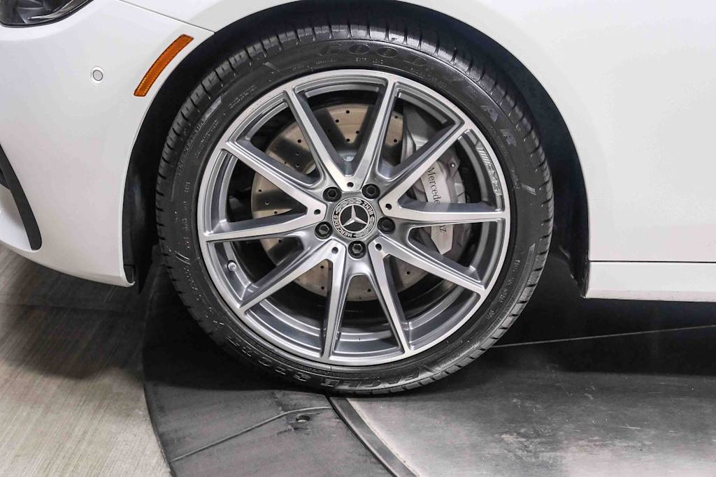 Thumbnail: 2023 Mercedes-Benz E-Class - 16