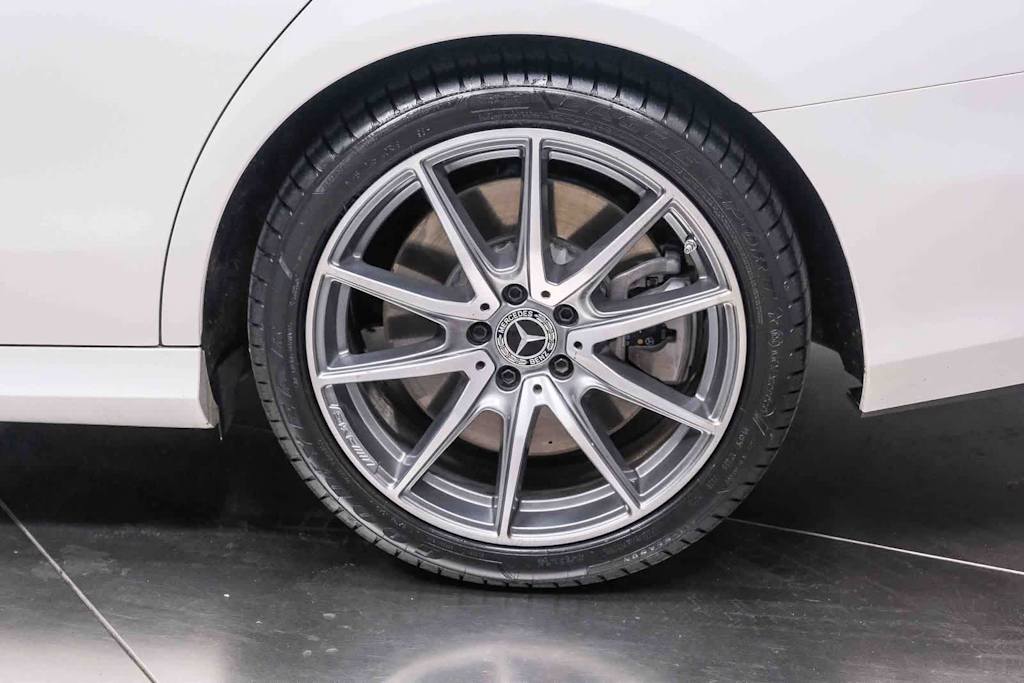 Thumbnail: 2023 Mercedes-Benz E-Class - 15