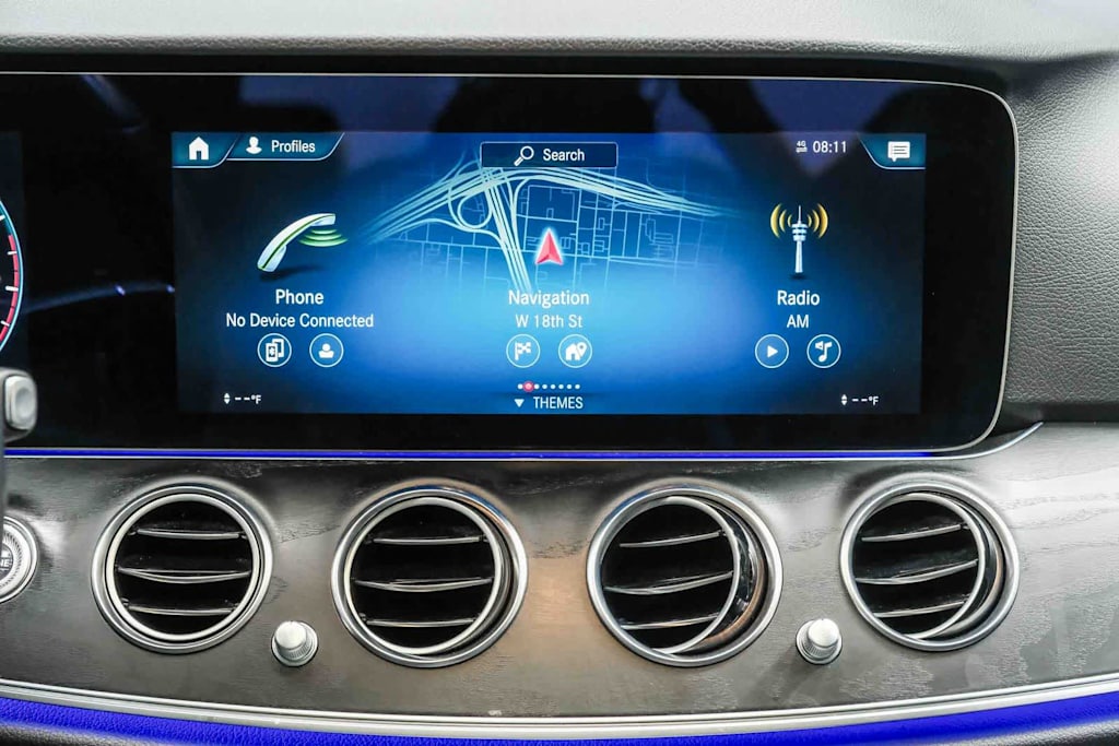 Thumbnail: 2023 Mercedes-Benz E-Class - 19