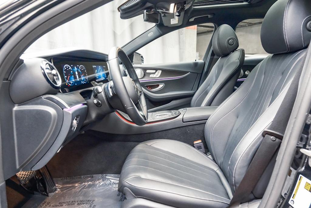 Thumbnail: 2022 Mercedes-Benz E-Class - 7