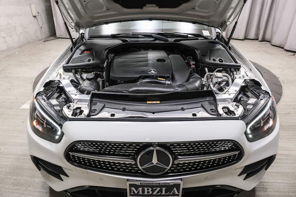 Thumbnail: 2022 Mercedes-Benz E-Class - 8