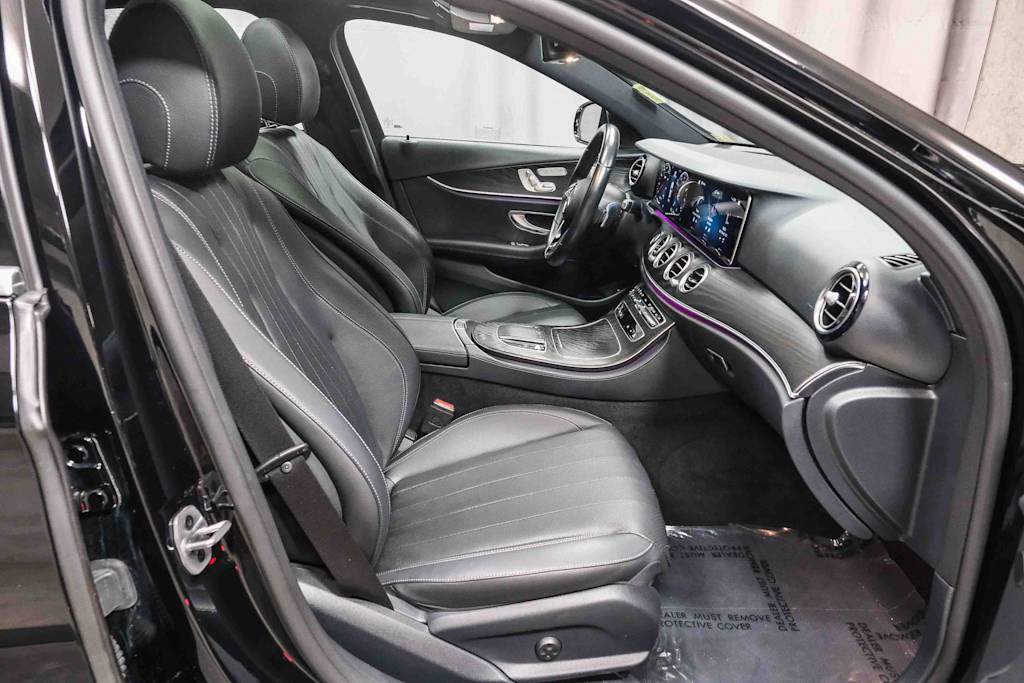 Thumbnail: 2022 Mercedes-Benz E-Class - 10
