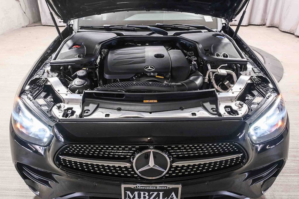 Thumbnail: 2022 Mercedes-Benz E-Class - 8