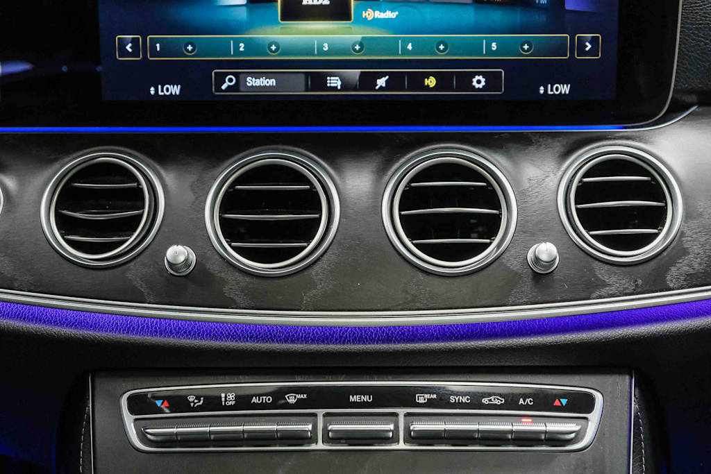 Thumbnail: 2023 Mercedes-Benz E-Class - 25