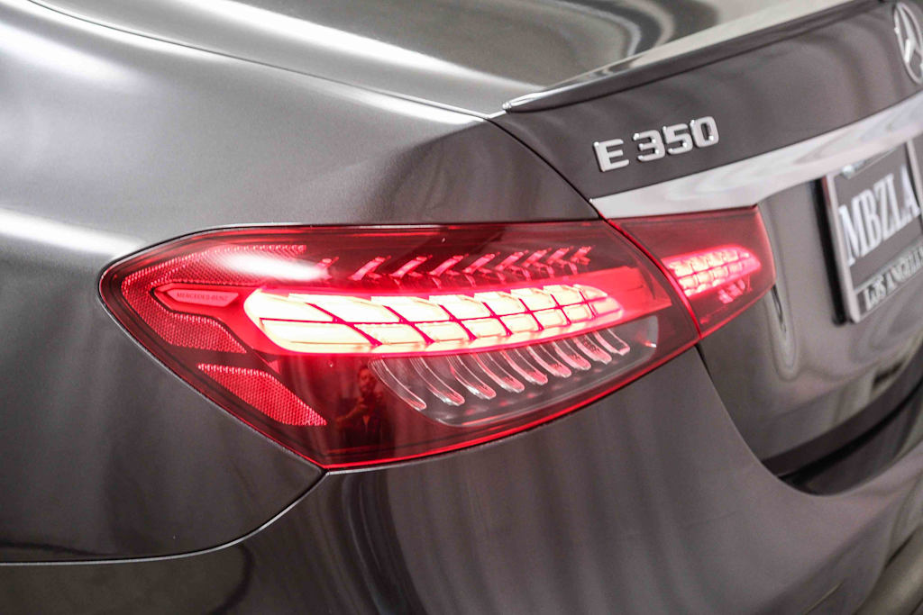 Thumbnail: 2023 Mercedes-Benz E-Class - 19