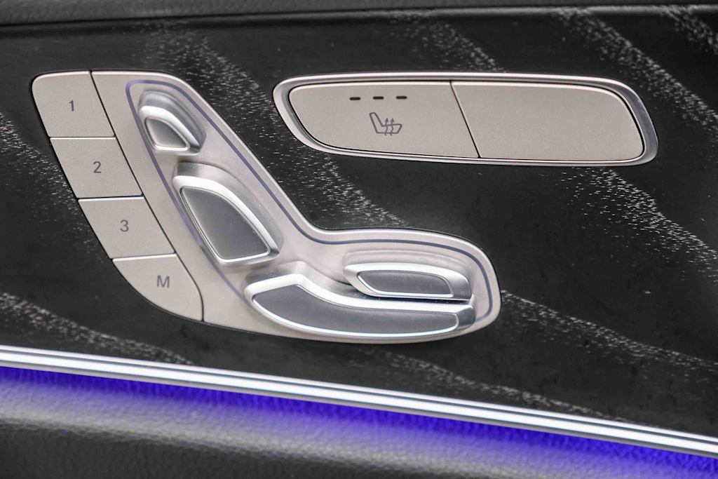 Thumbnail: 2023 Mercedes-Benz E-Class - 32