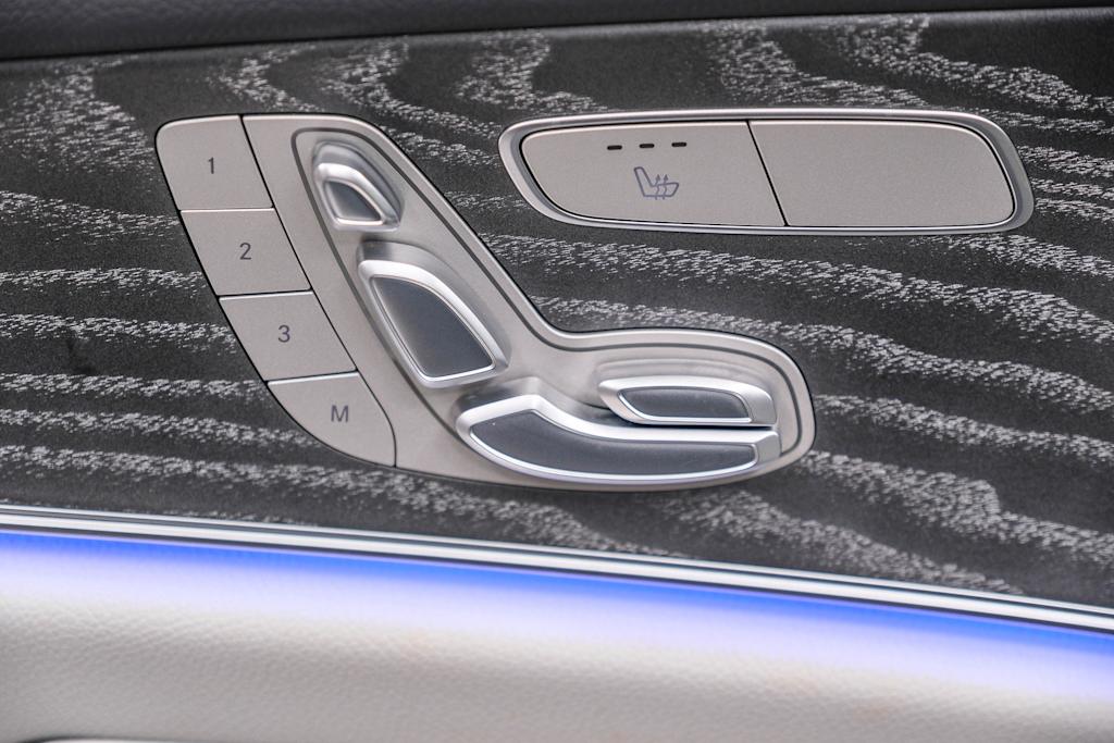 Thumbnail: 2023 Mercedes-Benz E-Class - 30