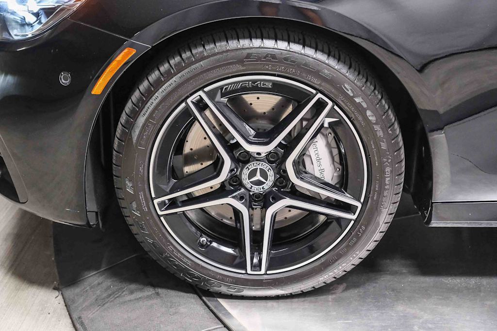 Thumbnail: 2022 Mercedes-Benz E-Class - 20