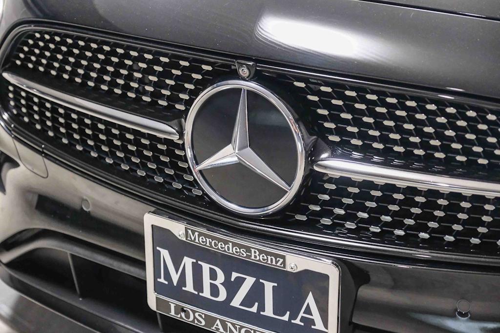 Thumbnail: 2022 Mercedes-Benz E-Class - 7