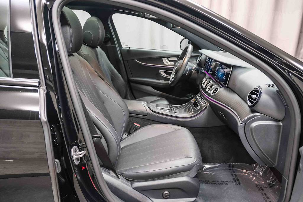 Thumbnail: 2022 Mercedes-Benz E-Class - 11