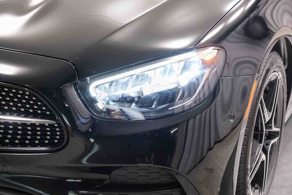 Thumbnail: 2022 Mercedes-Benz E-Class - 21