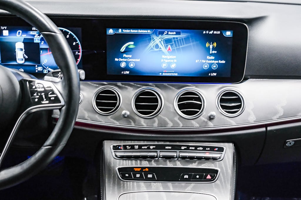Thumbnail: 2022 Mercedes-Benz E-Class - 14