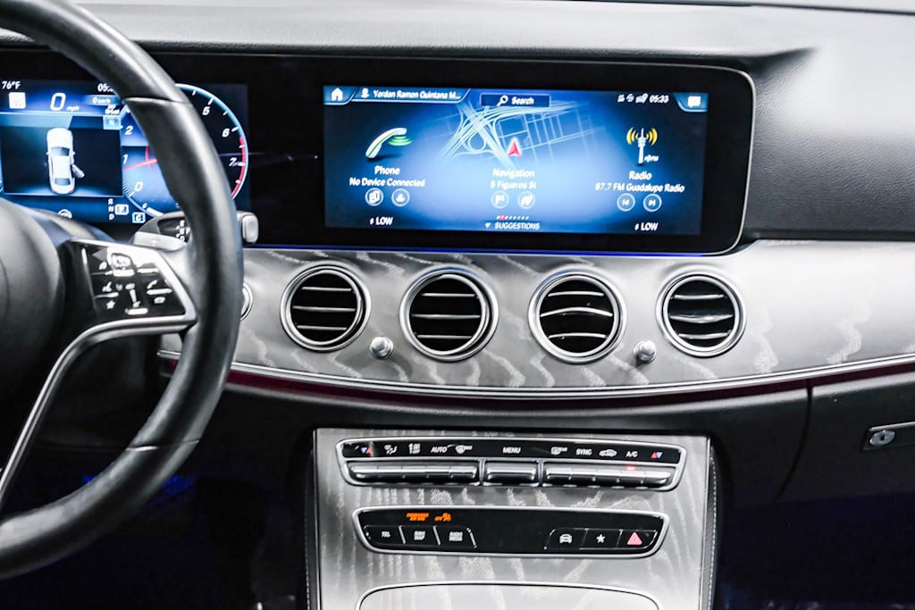 Thumbnail: 2022 Mercedes-Benz E-Class - 25