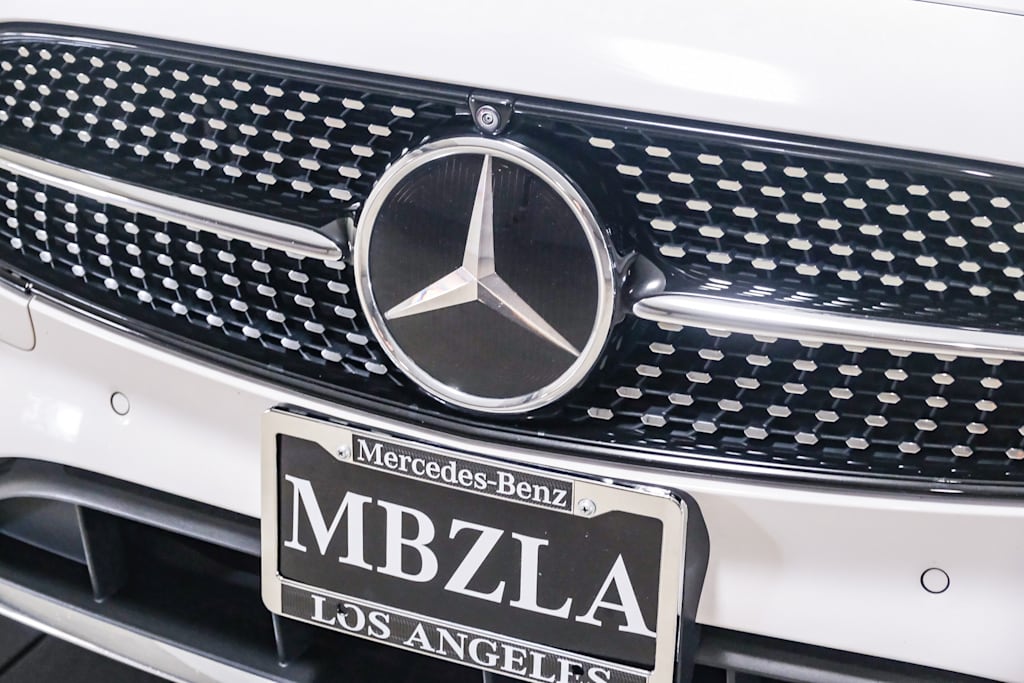 Thumbnail: 2022 Mercedes-Benz E-Class - 7