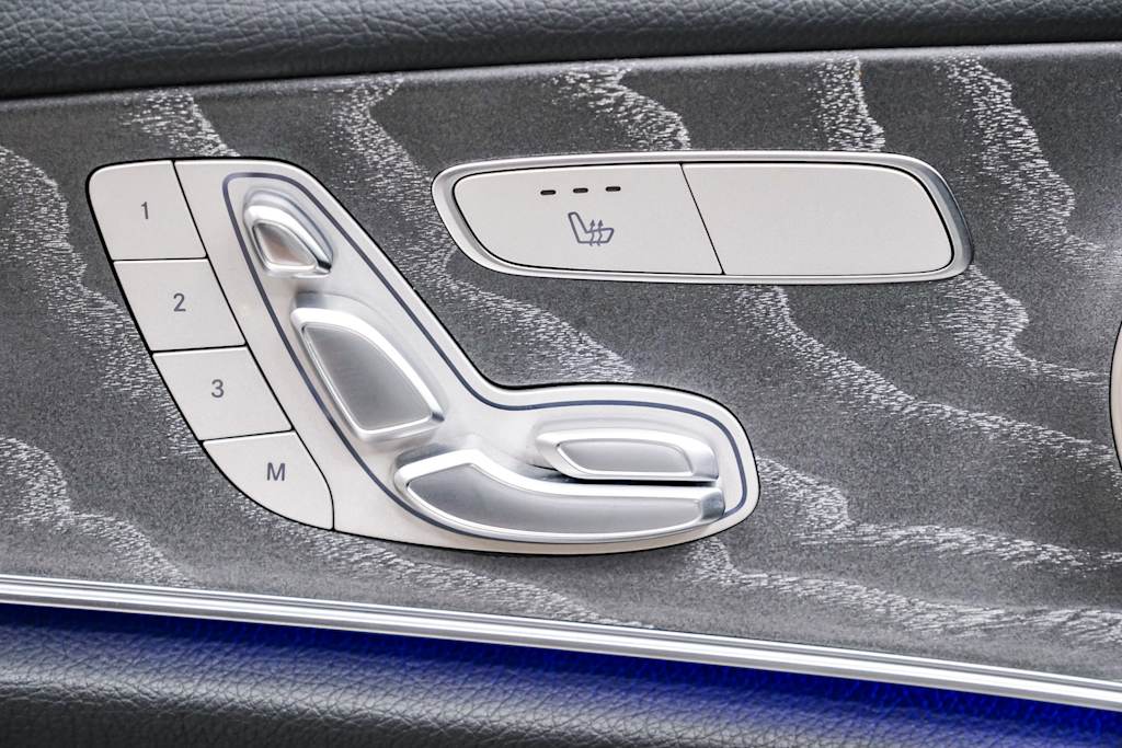 Thumbnail: 2022 Mercedes-Benz E-Class - 33