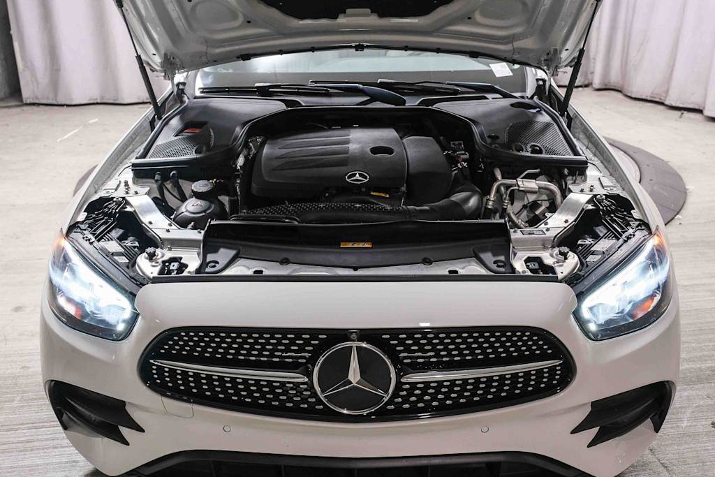 Thumbnail: 2023 Mercedes-Benz E-Class - 9