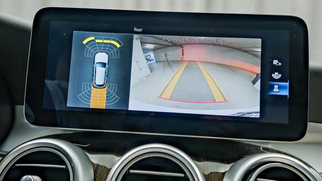 Thumbnail: 2021 Mercedes-Benz GLC - 25