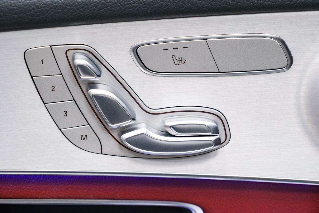 Thumbnail: 2022 Mercedes-Benz GLC - 25