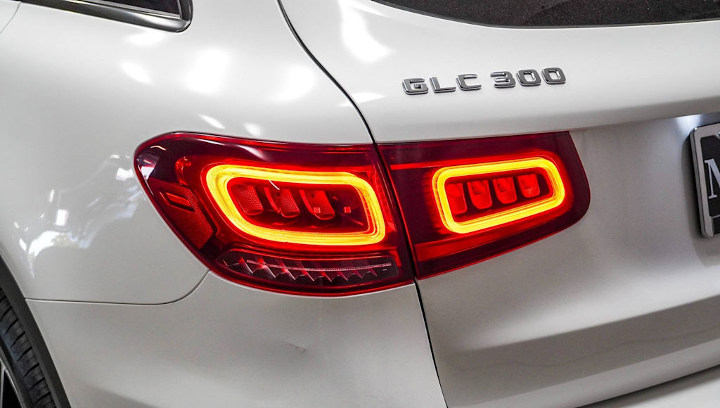 2022 Mercedes-Benz GLC 300 22