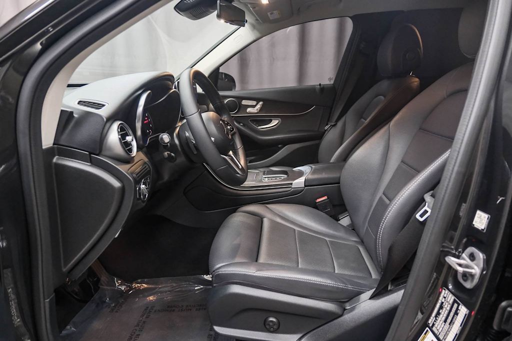 Thumbnail: 2022 Mercedes-Benz GLC - 11