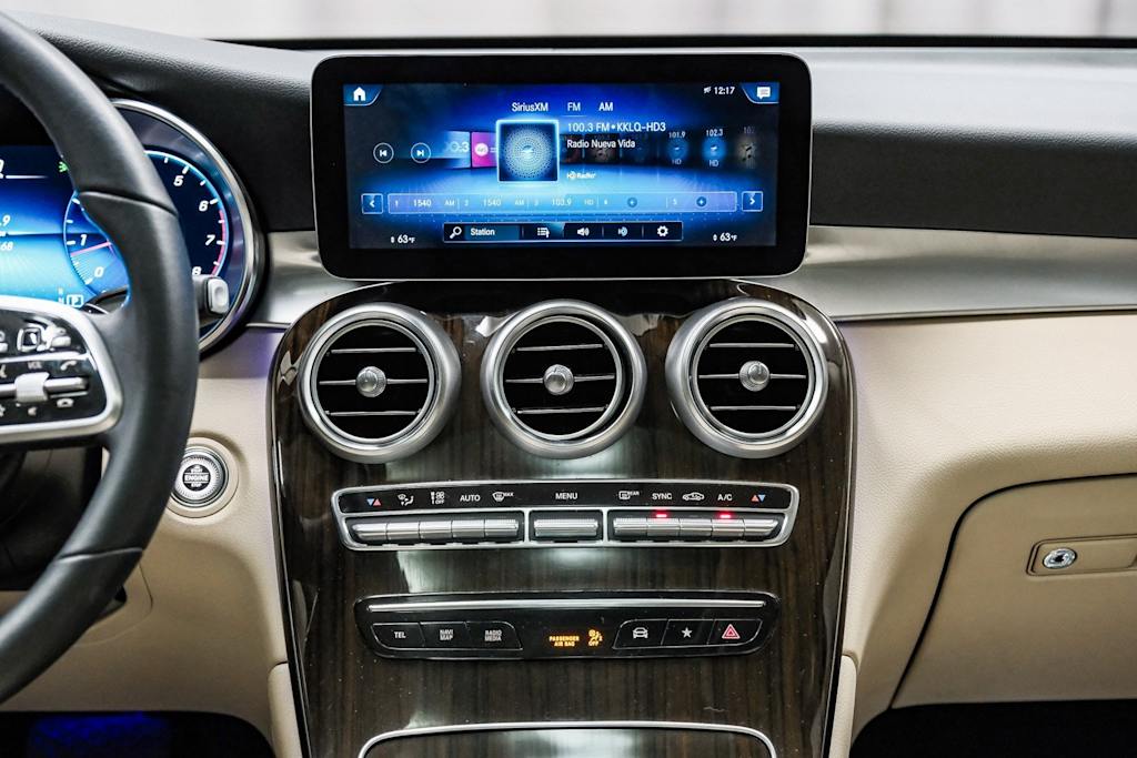 Thumbnail: 2022 Mercedes-Benz GLC - 12