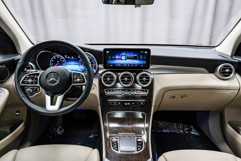Thumbnail: 2022 Mercedes-Benz GLC - 2