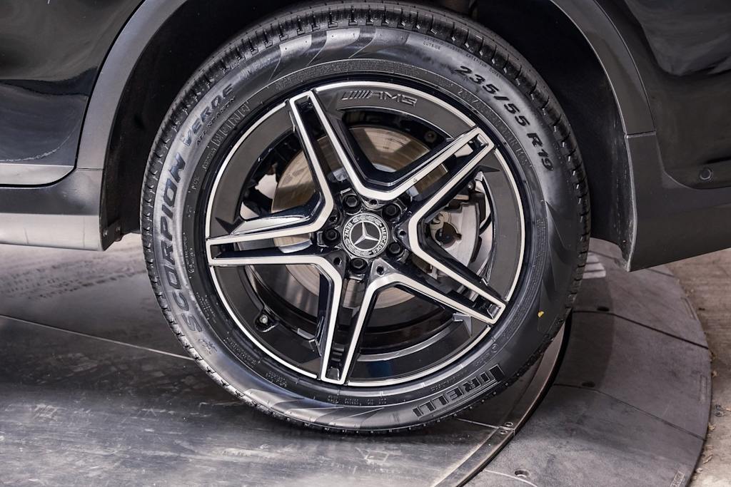 Thumbnail: 2022 Mercedes-Benz GLC - 6