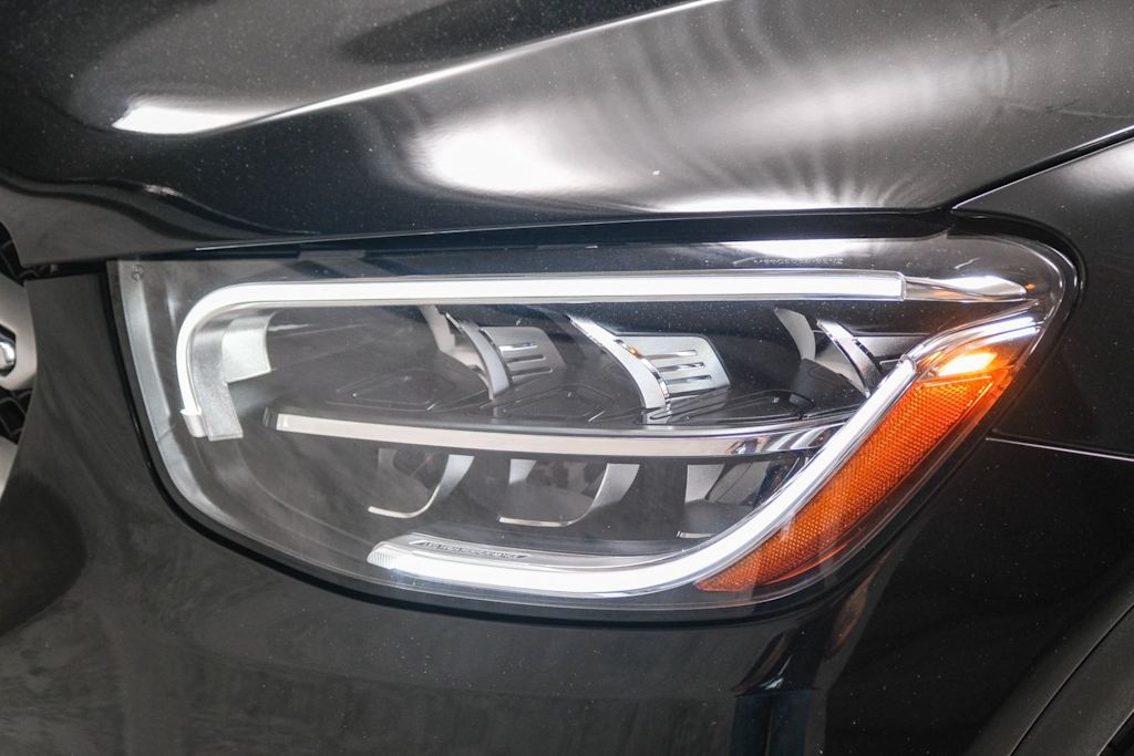 Thumbnail: 2022 Mercedes-Benz GLC - 21