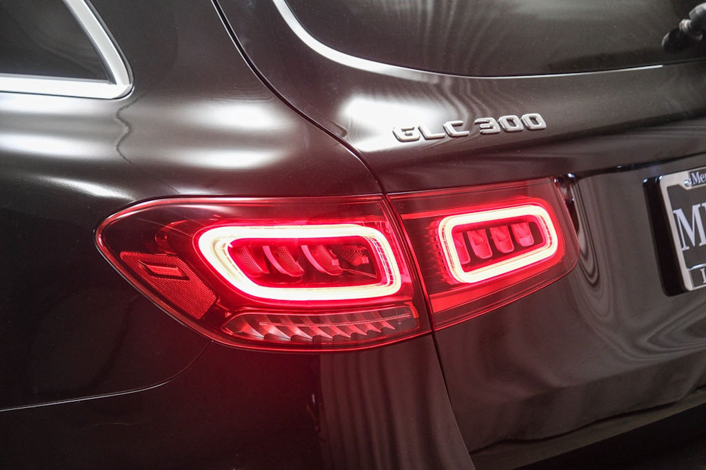 Thumbnail: 2022 Mercedes-Benz GLC - 19