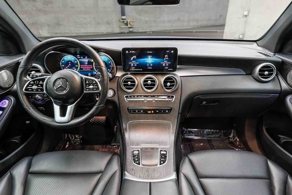 Thumbnail: 2023 Mercedes-Benz GLC - 2