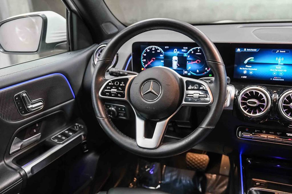 Thumbnail: 2021 Mercedes-Benz GLB - 8