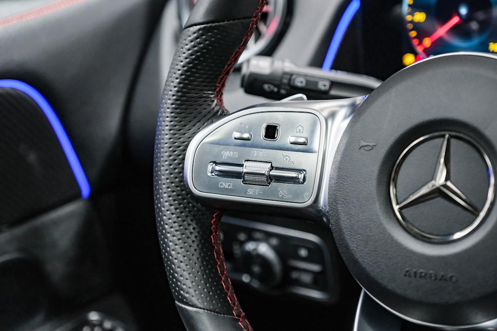 Thumbnail: 2023 Mercedes-Benz GLB - 26