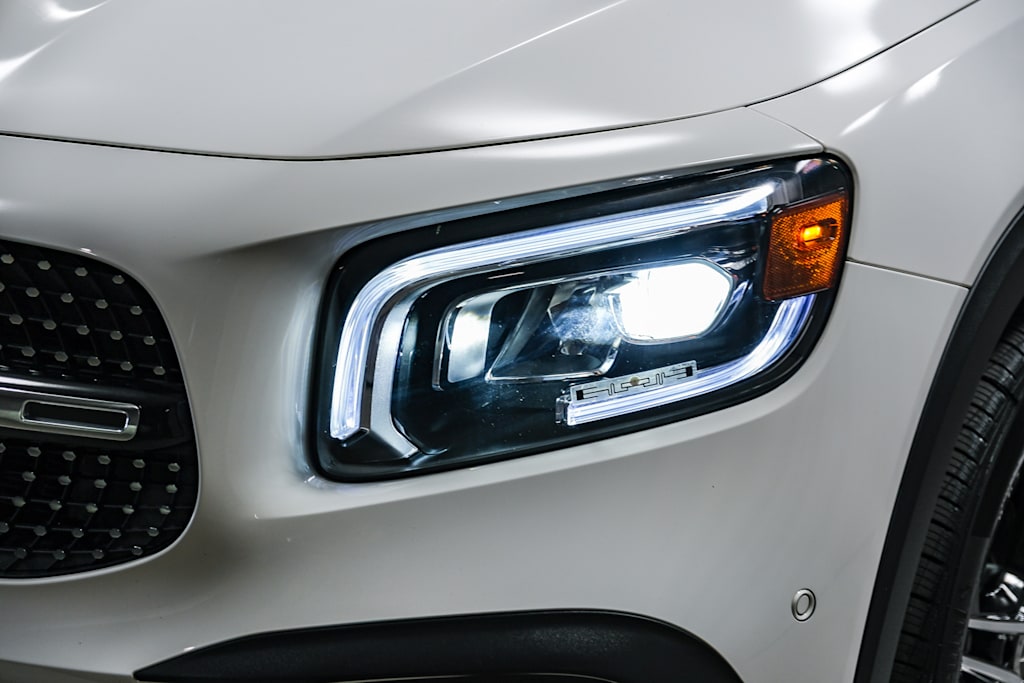 Thumbnail: 2023 Mercedes-Benz GLB - 21
